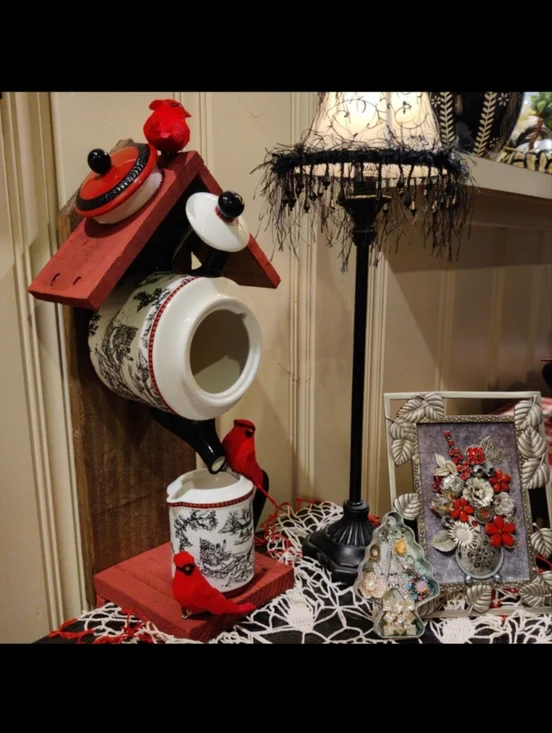 Rustic Wooden Handmade Bird Feeder Hummingbird Teapot - Picture 14 of 16